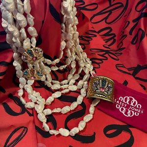 SJ necklace and cuff